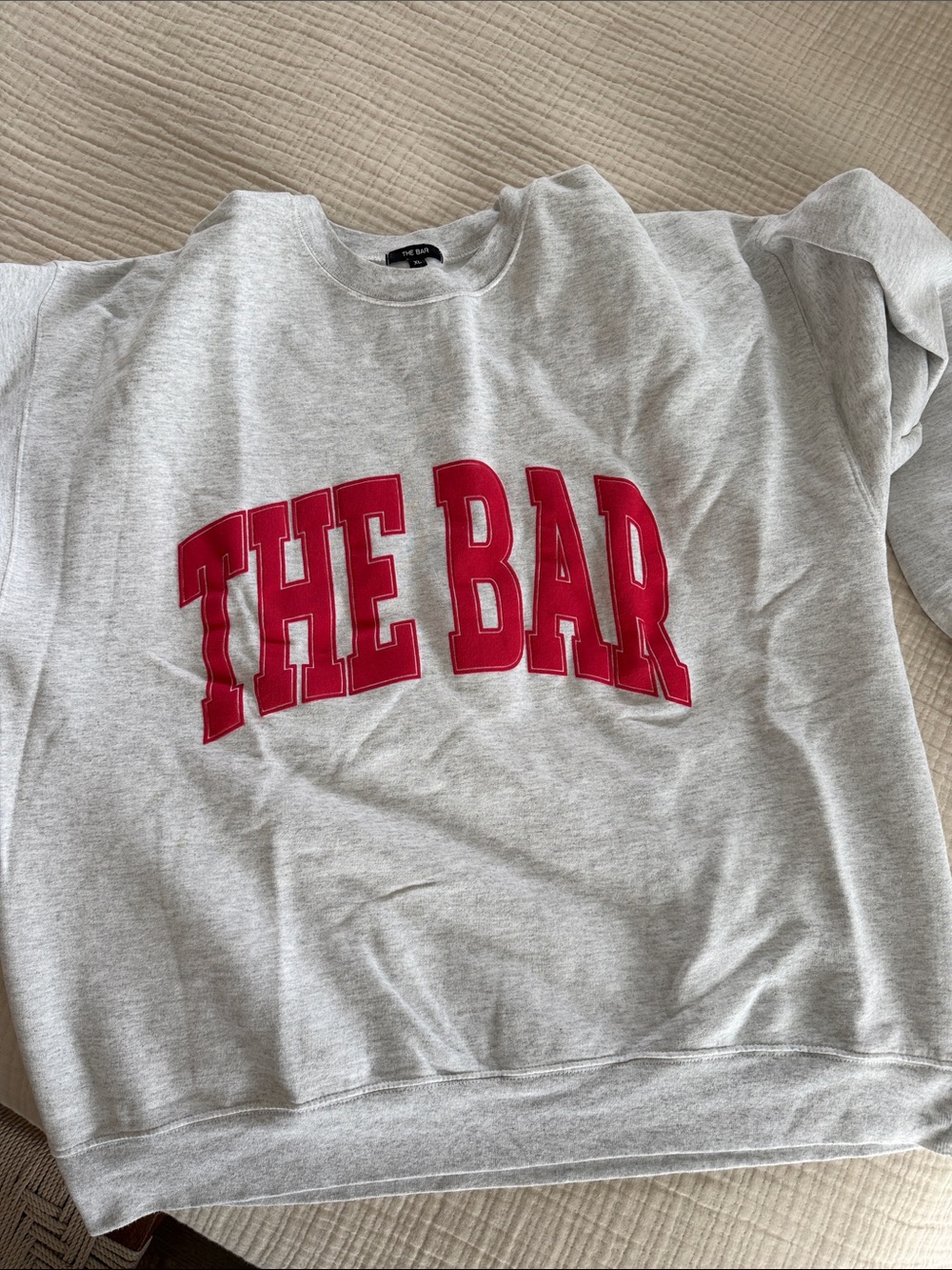 "THE BAR" red and grey XL